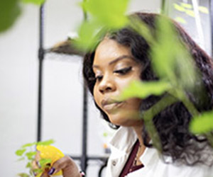 Juliana Fitts of Bowie, Maryland, is a 2023 UMES land-grant scholar 