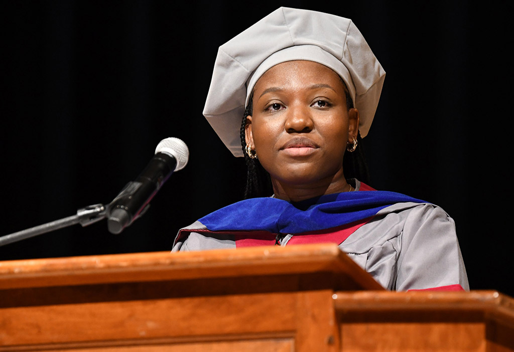 Successful biomedical researcher and UMES alumna Yasmin Roye gives the keynote speech at the 73rd Honors Convocation.