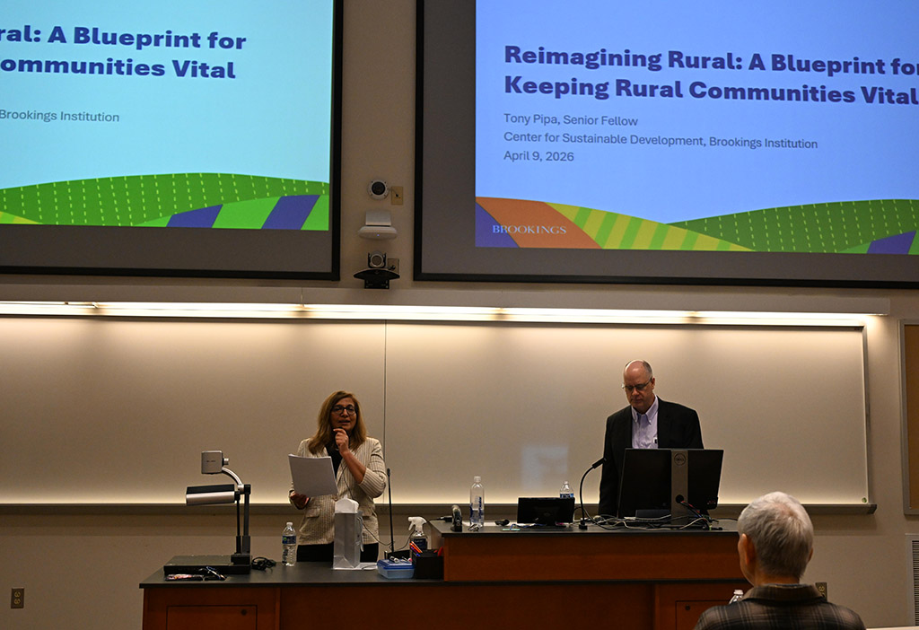 Dr. Nazia Arbab introduces School of Agricultural and Natural Sciences Seminar Speaker Tony Pipa of the Brookings Institution on April 9, 2026.