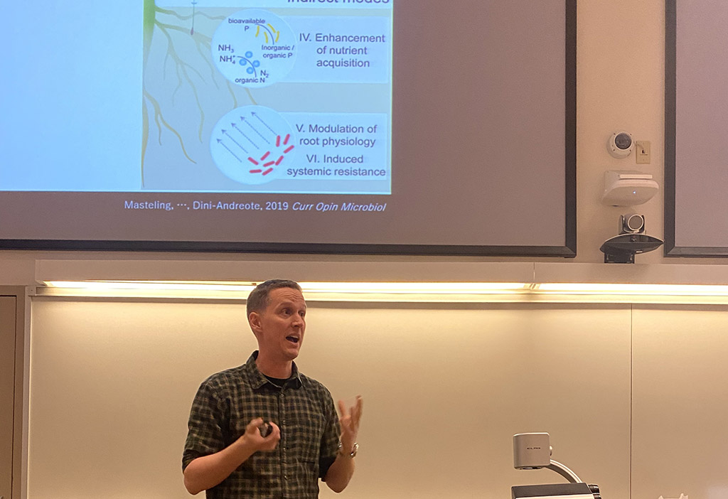 Dr. Francisco Dini-Andreote, an assistant professor at Penn State, speaks at the final SANS Spring Seminar.